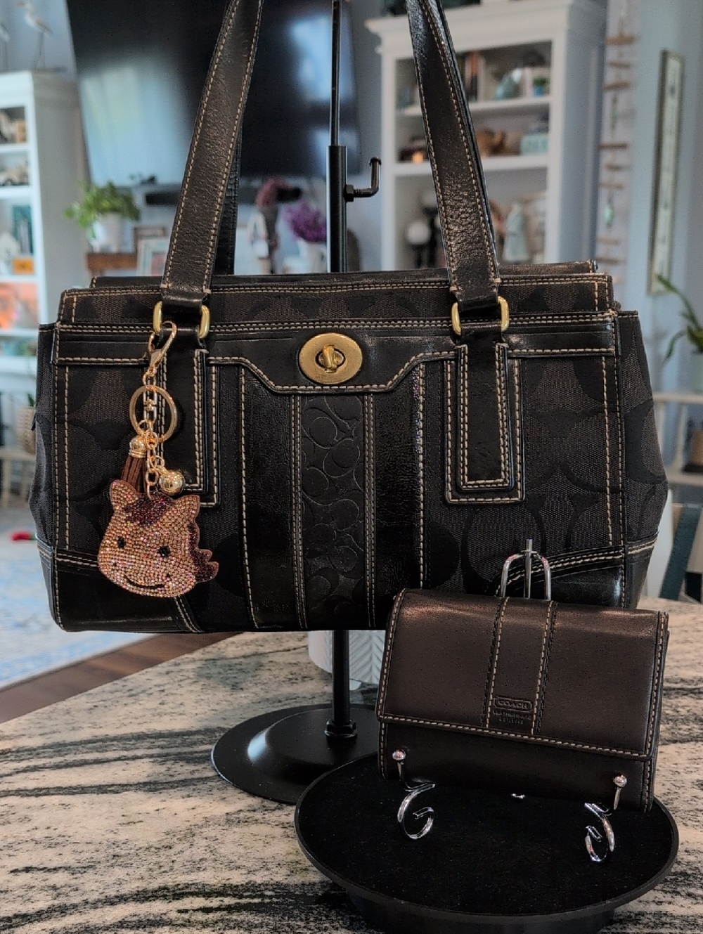 Coach Hampton Y2K Dark Brown Signature Shoulder Bag w/Matching Wallet